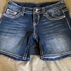 Women’s 7/8 Jean shorts